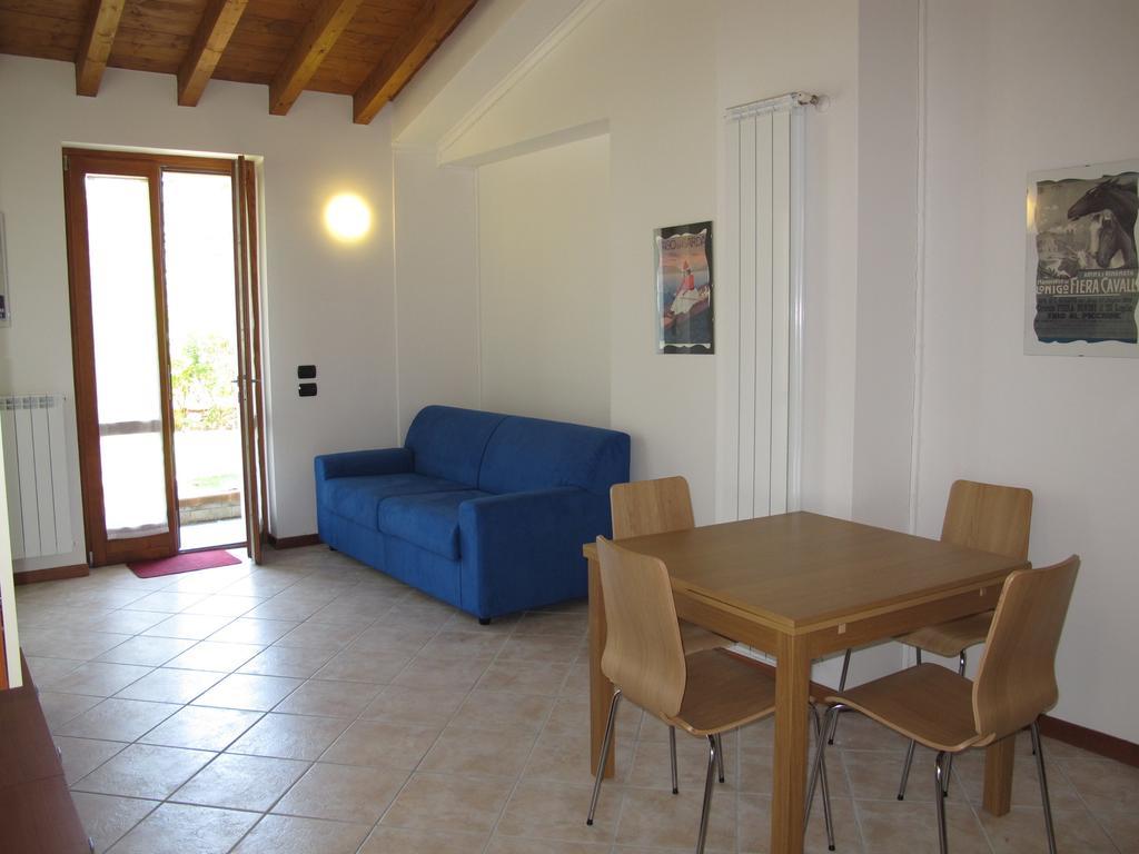 Appartamenti Donatello Toscolano Maderno Room photo